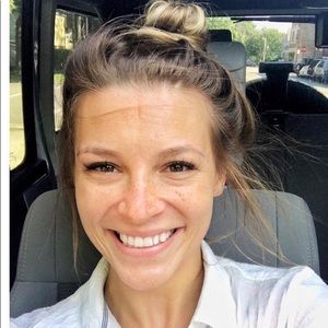 Meet your Posher, Courtney